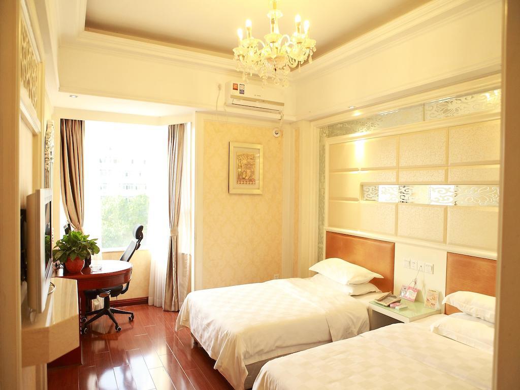 Bluesky Hotel Guangzhou Exterior foto